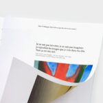 Livre de Romain Fueler "It's about Paysage" ouvert aperçu des textes "je ne sais pas inventer, je ne sais pas imaginer, je reproduis les images que je vois dans ma tête. Tout ça est très réel."